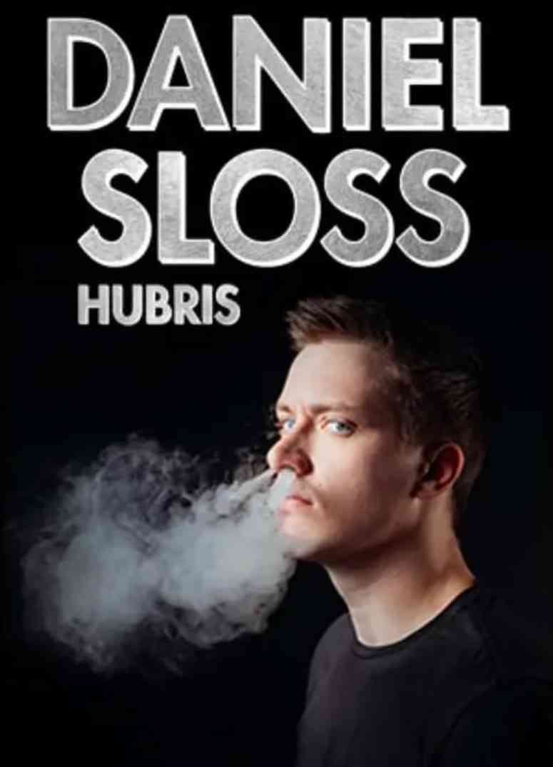 《丹尼尔·斯洛斯：傲慢自大》最新免费高清电影无广告在线播放|喜剧·美国·2024